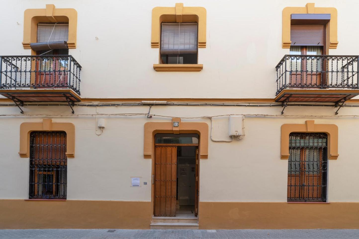 Apartamento Pasaje Valvanera Sevilla Buitenkant foto